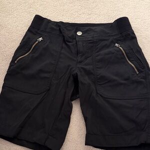 Athleta Black Women's Bermuda Shorts size 2